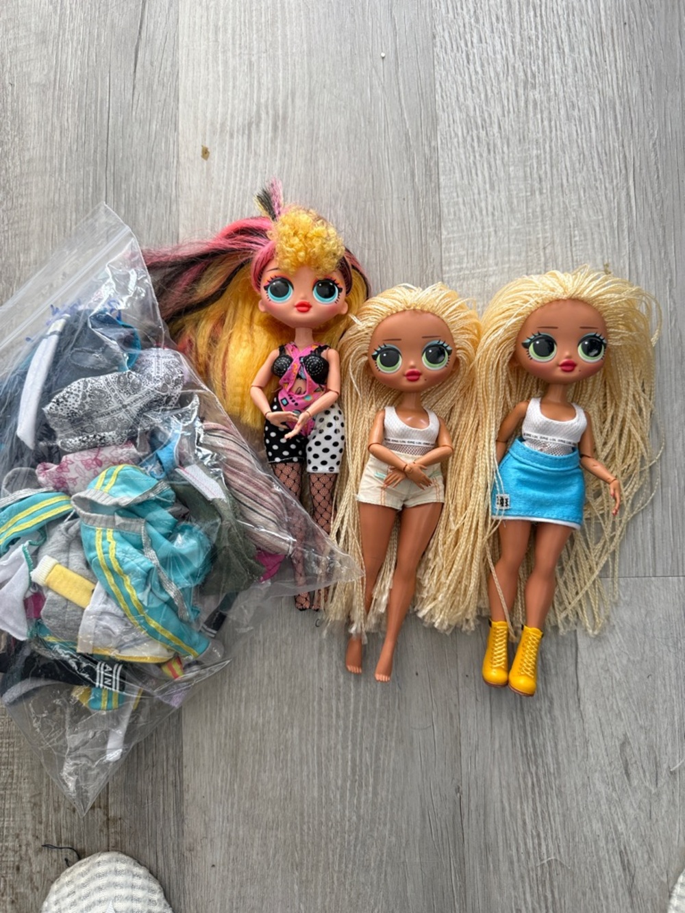MGA LOL Surprise OMG SWAG McSWAG Big Sis Fashion Doll
- Kids Toys